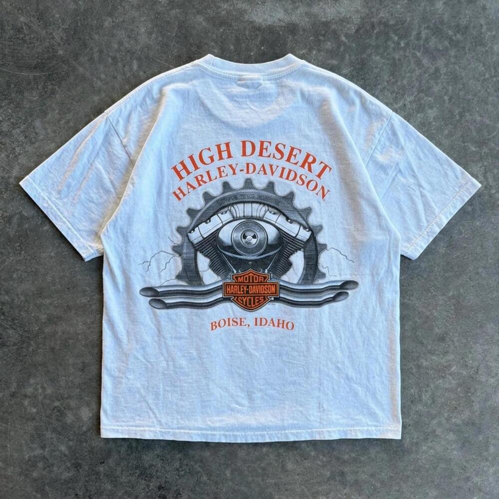 Vintage Harley-Davidson dealership tee